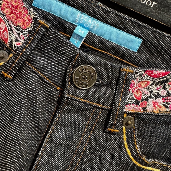 Escada vintage Y2K low rise Skinny Jeans with Pink embroidered belt size EU 34 - Picture 5 of 5